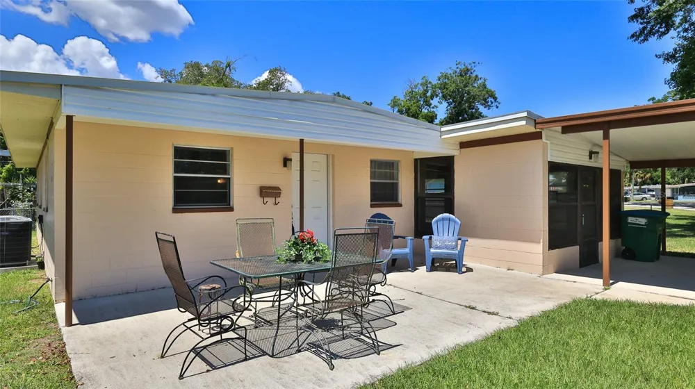 536 DOROTHY AVENUE Daytona Beach, FL 32117