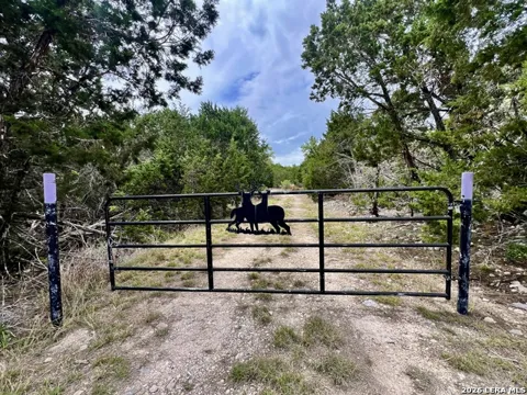 196 DINGLEY VIEW DR