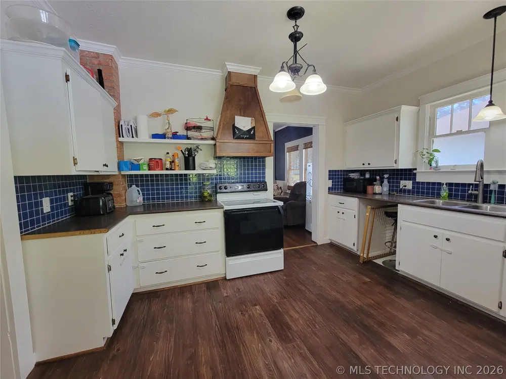 1024 S Belmont Ada, OK 74820