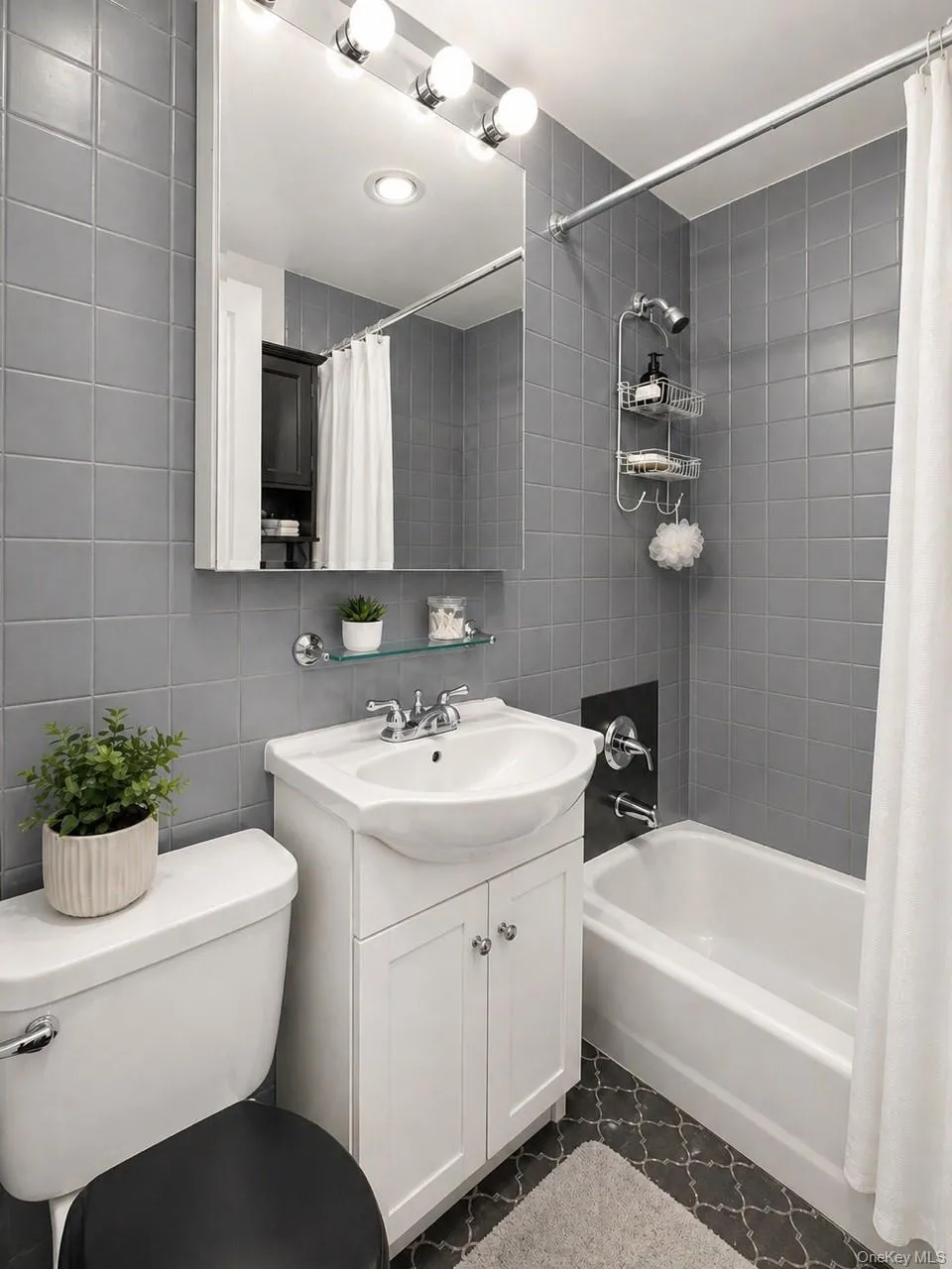 424 W 46th Street #1D New York (Manhattan), NY 10036