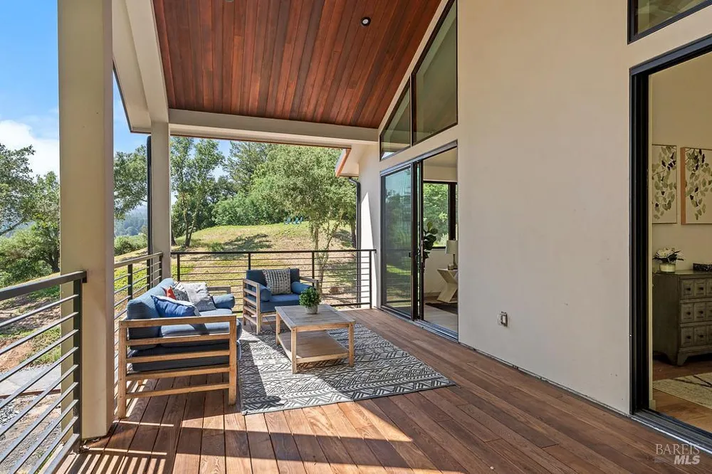 1099 Dry Creek Road Healdsburg, CA 95448