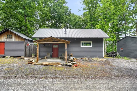 853 Rock Springs Rd