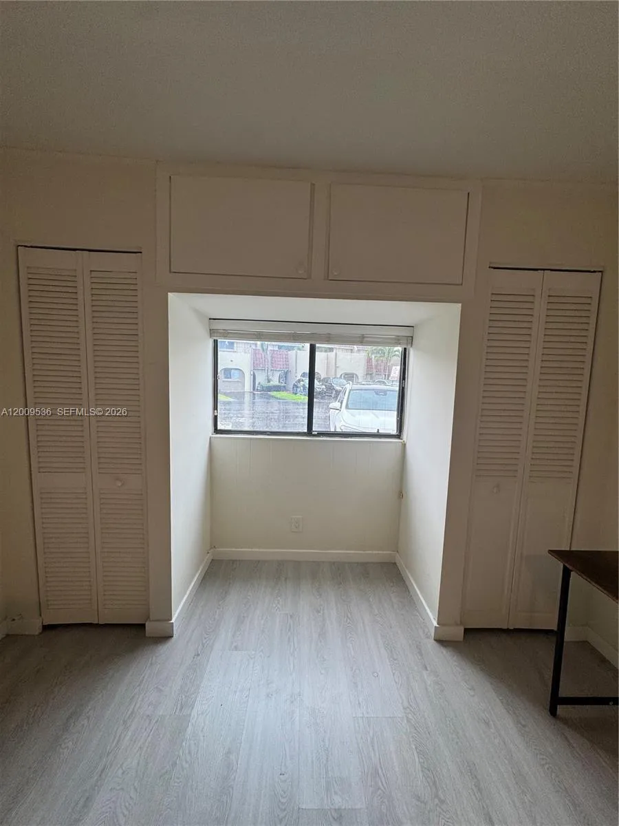 295 Jacaranda Dr #20 Plantation, FL 33324
