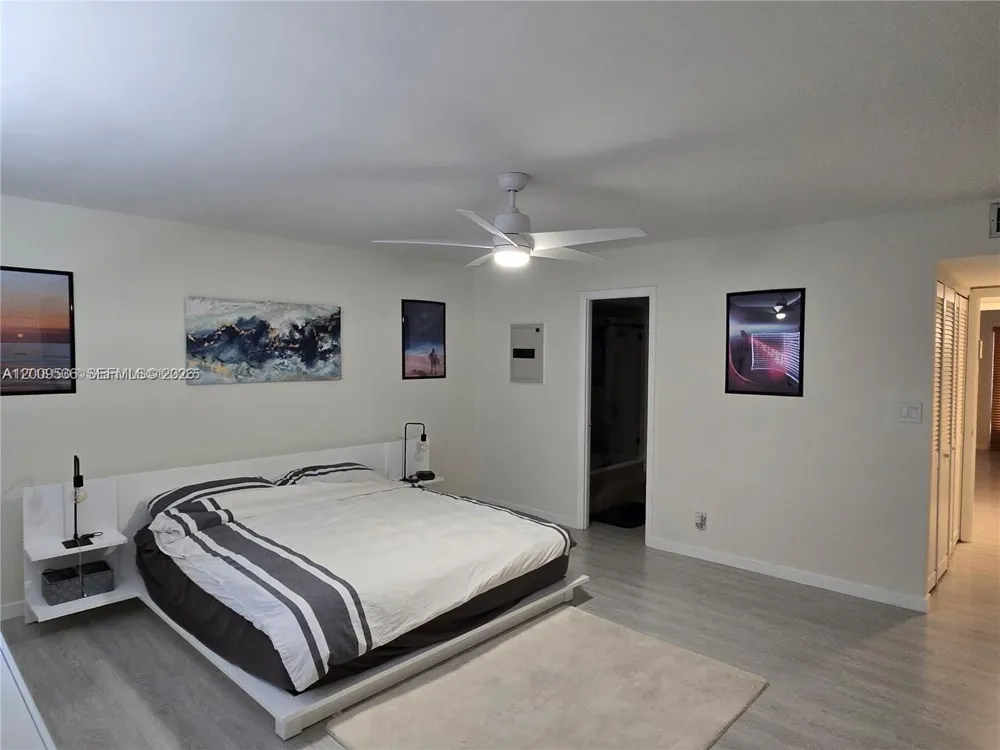295 Jacaranda Dr #20 Plantation, FL 33324