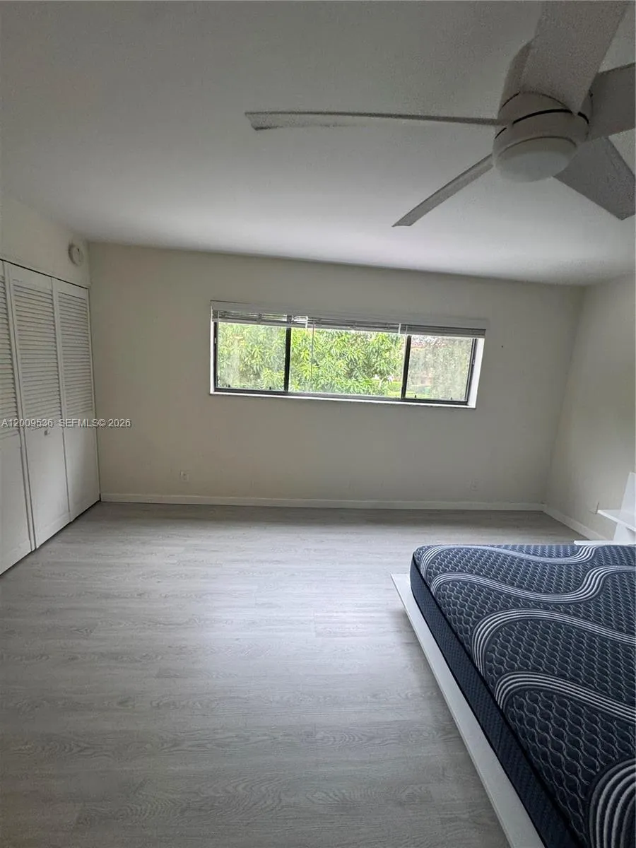 295 Jacaranda Dr #20 Plantation, FL 33324