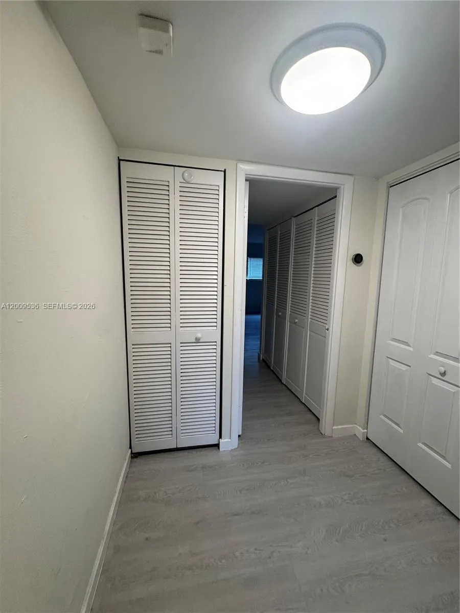 295 Jacaranda Dr #20 Plantation, FL 33324