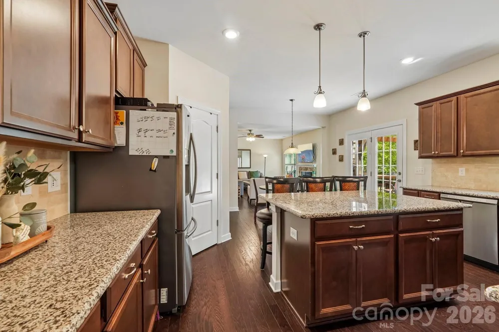2006 Topaz Plaza Davidson, NC 28036