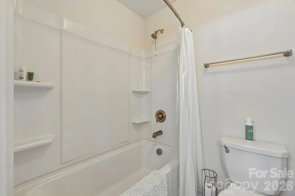 2006 Topaz Plaza Davidson, NC 28036