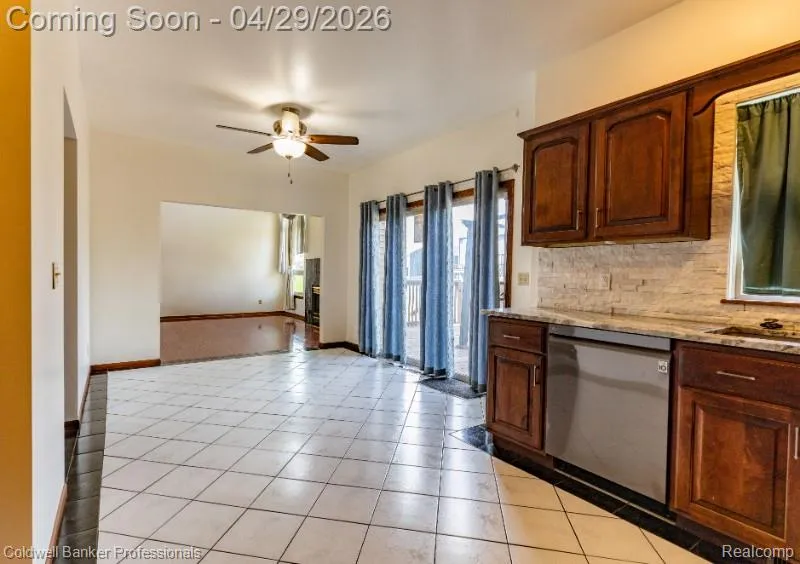 11171 Lapeer Road Davison Township, MI 48423