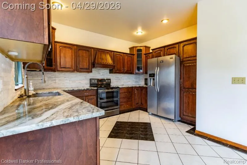11171 Lapeer Road Davison Township, MI 48423