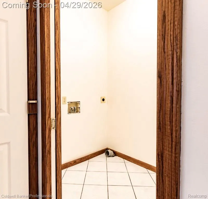 11171 Lapeer Road Davison Township, MI 48423