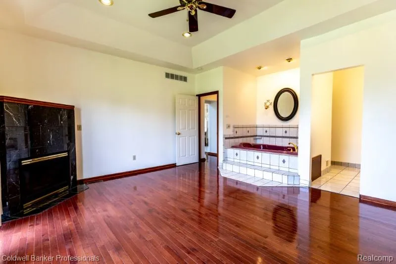 11171 Lapeer Road Davison Township, MI 48423