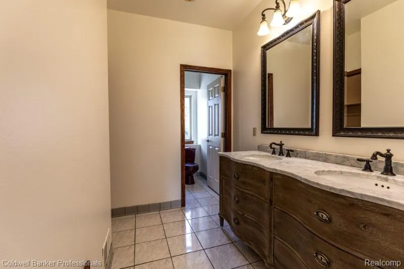 11171 Lapeer Road Davison Township, MI 48423