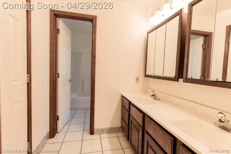 11171 Lapeer Road Davison Township, MI 48423