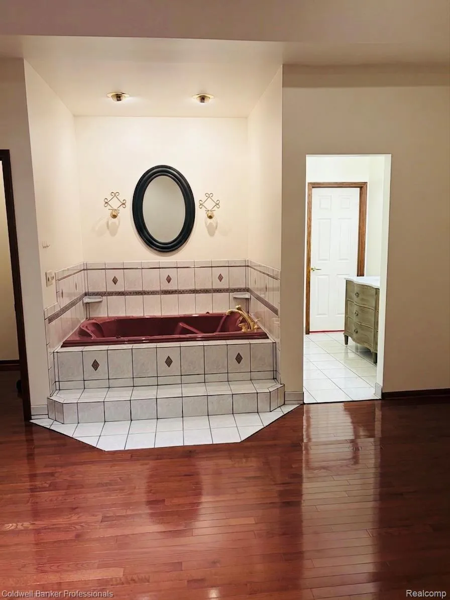 11171 Lapeer Road Davison Township, MI 48423