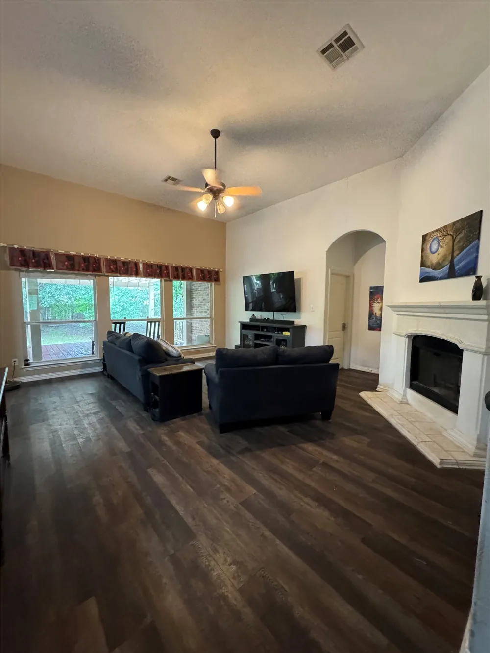 2900 Winding Shore Lane Pflugerville, TX 78660