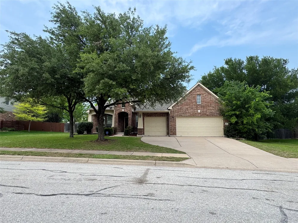 2900 Winding Shore Lane Pflugerville, TX 78660