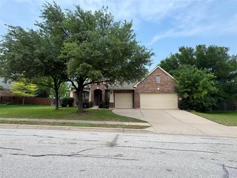 2900 Winding Shore Lane
