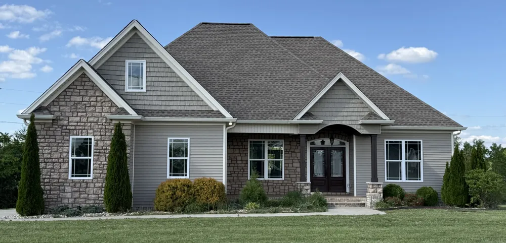702 Parker Ln Lafayette, TN 37083