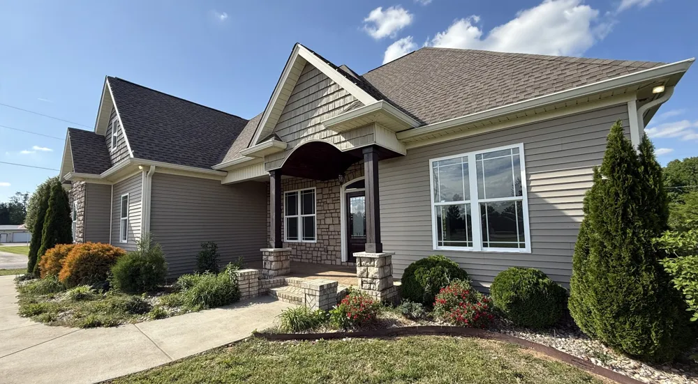 702 Parker Ln Lafayette, TN 37083