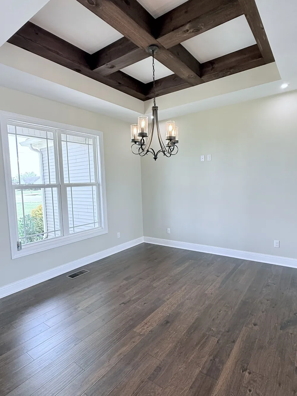 702 Parker Ln Lafayette, TN 37083