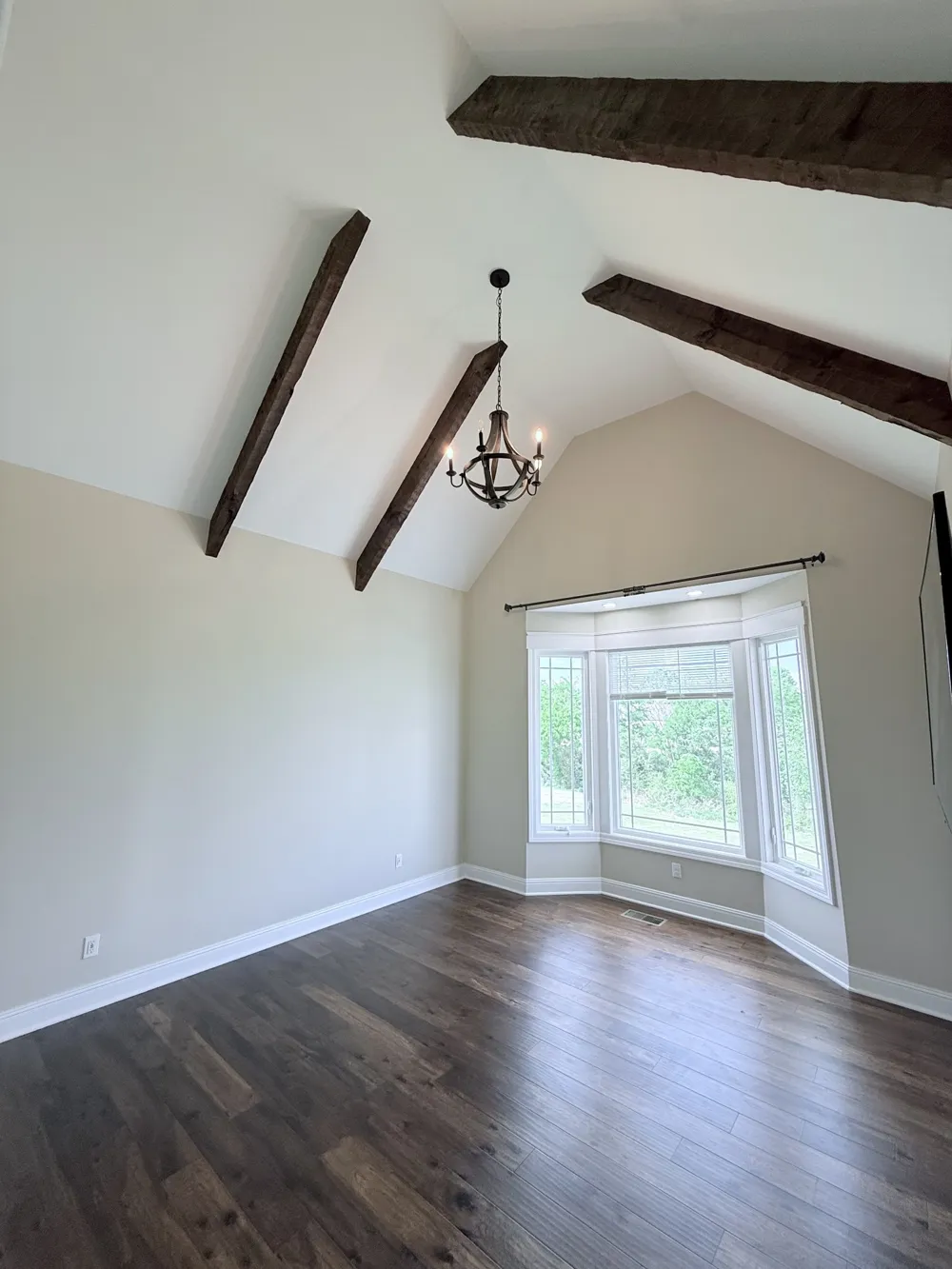 702 Parker Ln Lafayette, TN 37083
