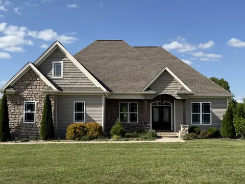 702 Parker Ln