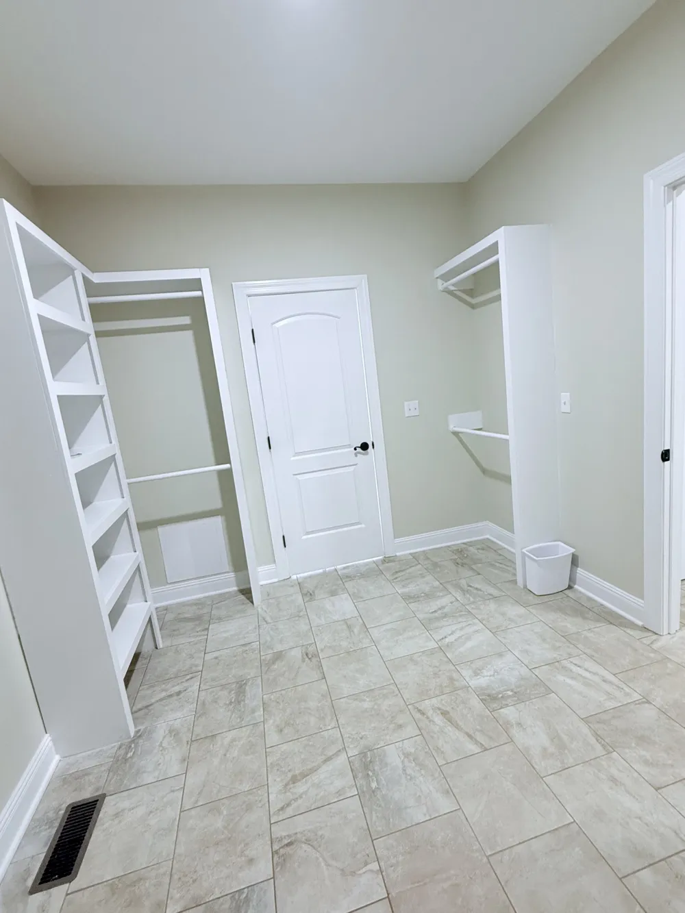 702 Parker Ln Lafayette, TN 37083