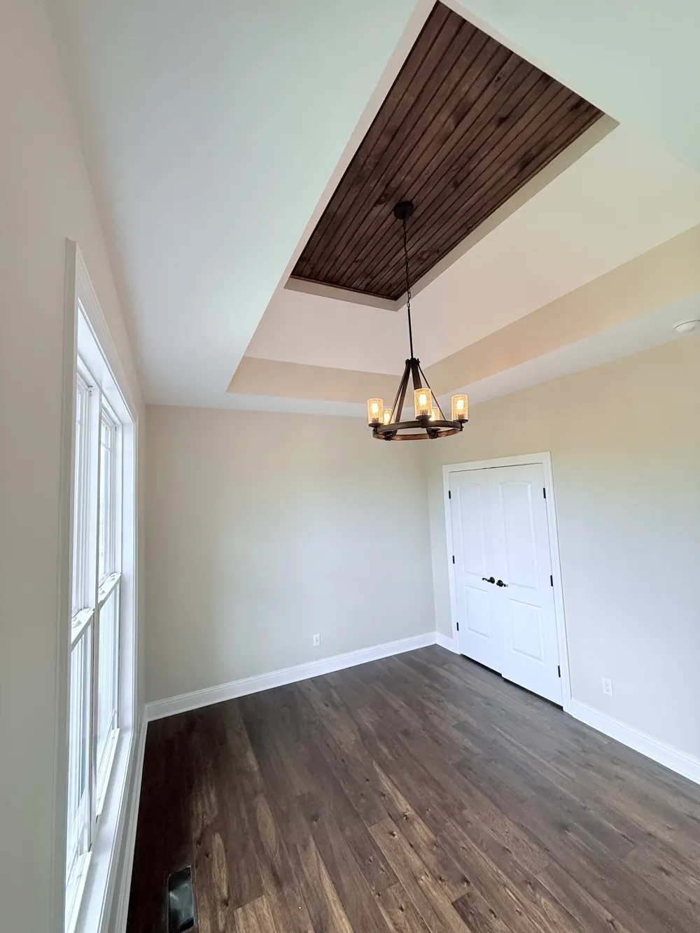 702 Parker Ln Lafayette, TN 37083
