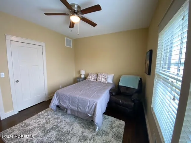 305 Newark Avenue Point Pleasant Beach, NJ 08742