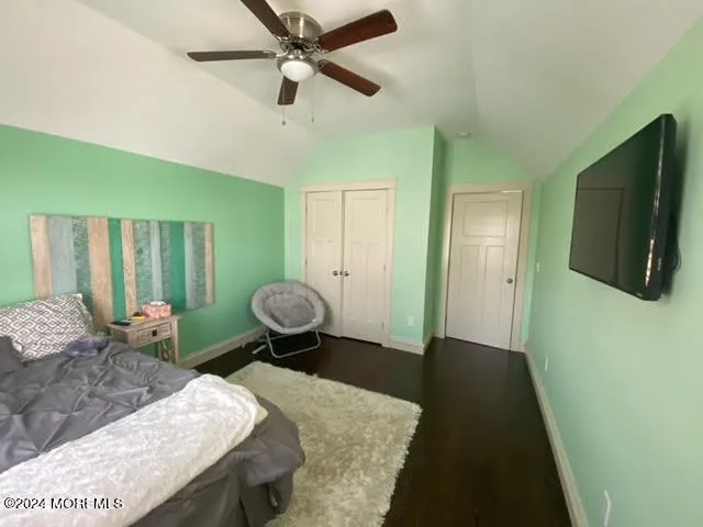 305 Newark Avenue Point Pleasant Beach, NJ 08742