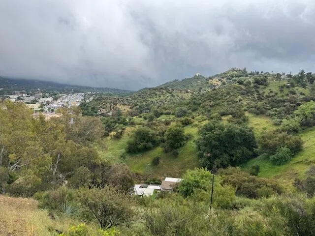 High Top Drive Tujunga, CA 91042