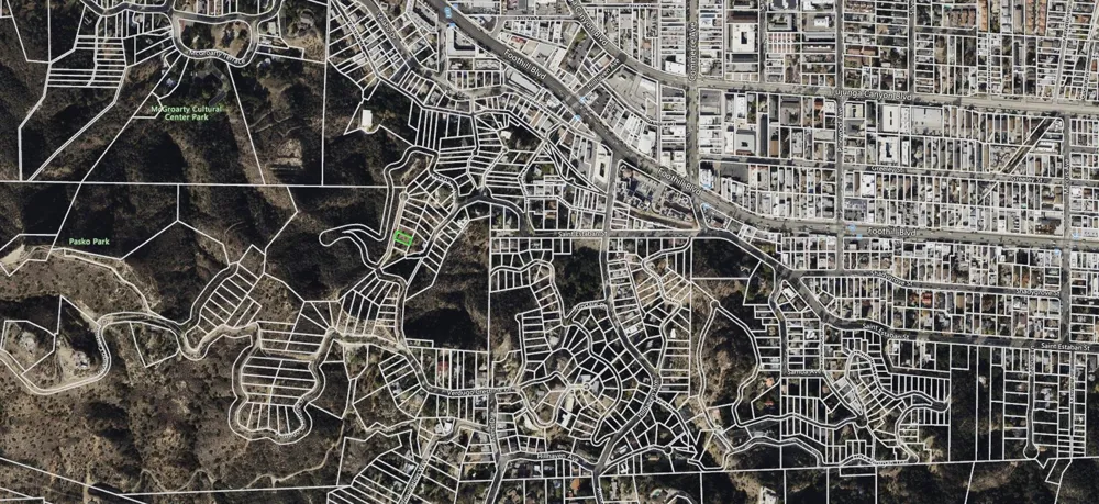 High Top Drive Tujunga, CA 91042