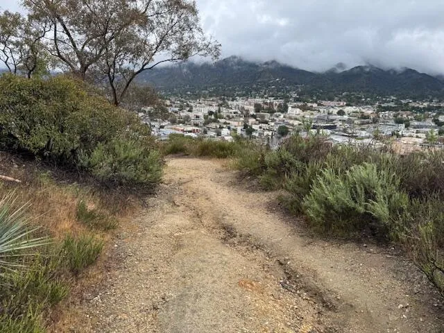 High Top Drive Tujunga, CA 91042