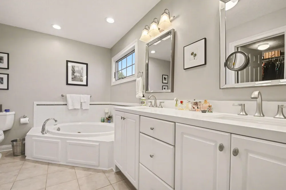 5965 Pollys Path Berrien Springs, MI 49103