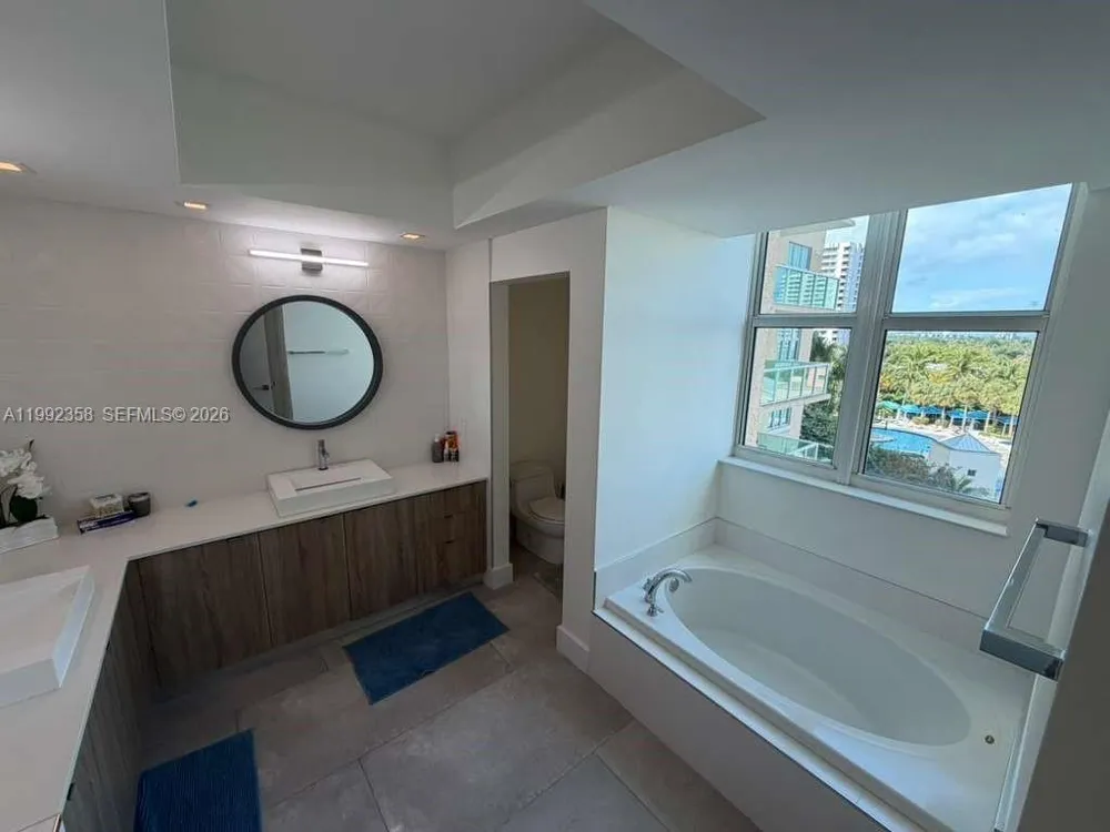 3330 NE 190th St #710 Aventura, FL 33180