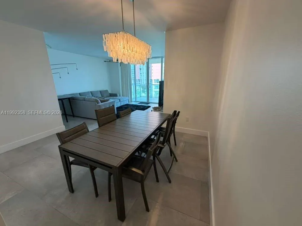 3330 NE 190th St #710 Aventura, FL 33180