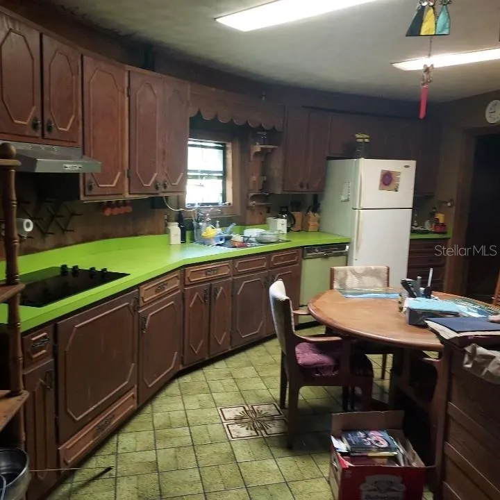 2424 NE 170TH STREET Citra, FL 32113