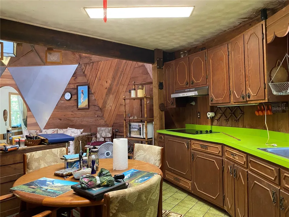 2424 NE 170TH STREET Citra, FL 32113