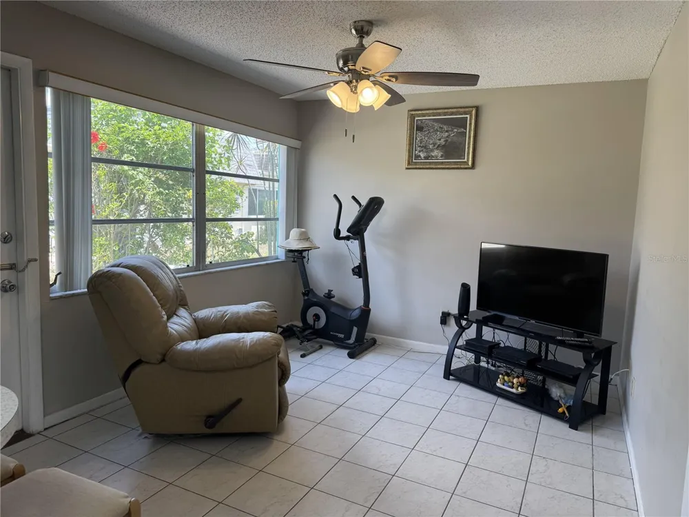 7007 VERSAILLES #n/a Pinellas Park, FL 33781
