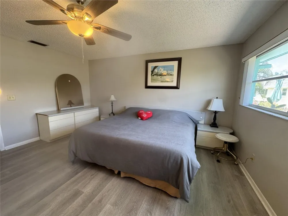 7007 VERSAILLES #n/a Pinellas Park, FL 33781
