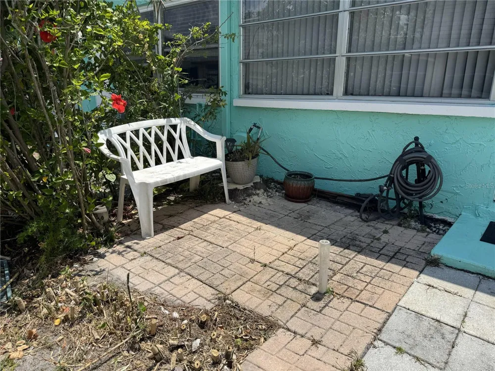 7007 VERSAILLES #n/a Pinellas Park, FL 33781