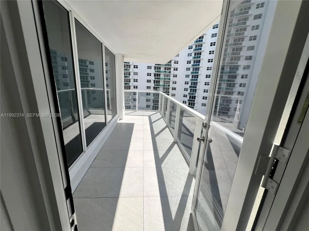 2751 S Ocean Dr #508S Hollywood, FL 33019