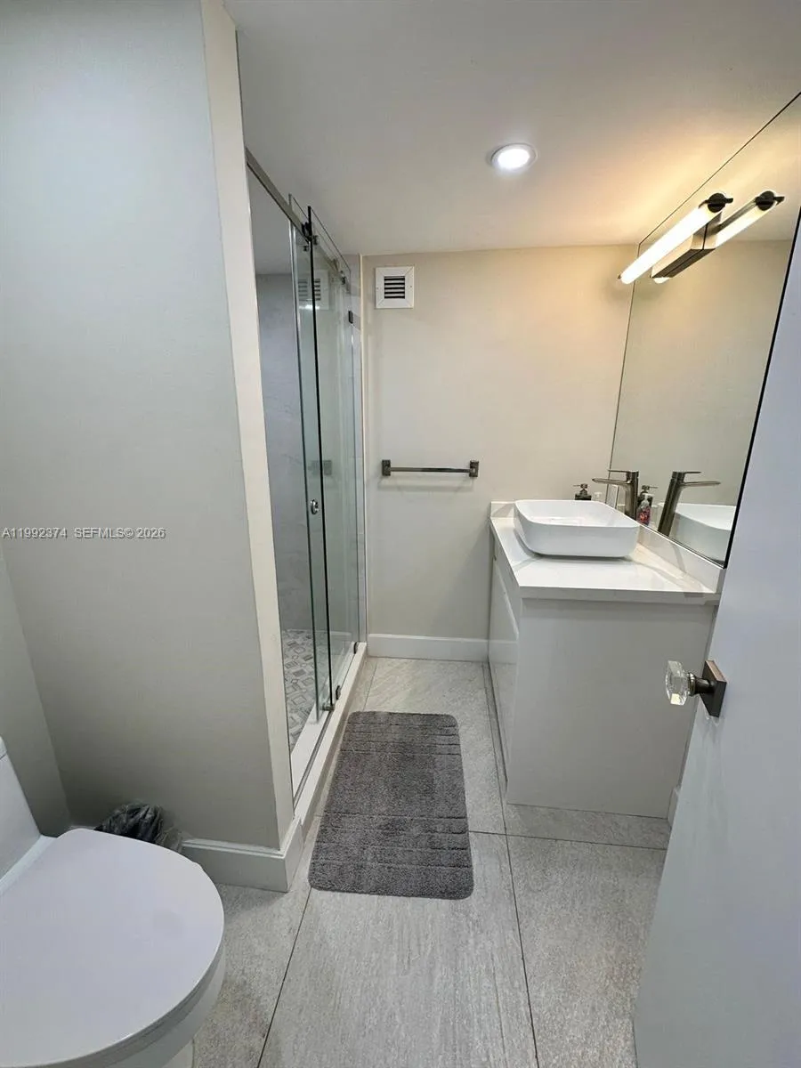 2751 S Ocean Dr #508S Hollywood, FL 33019