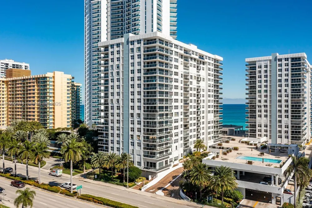 2751 S Ocean Dr #508S Hollywood, FL 33019
