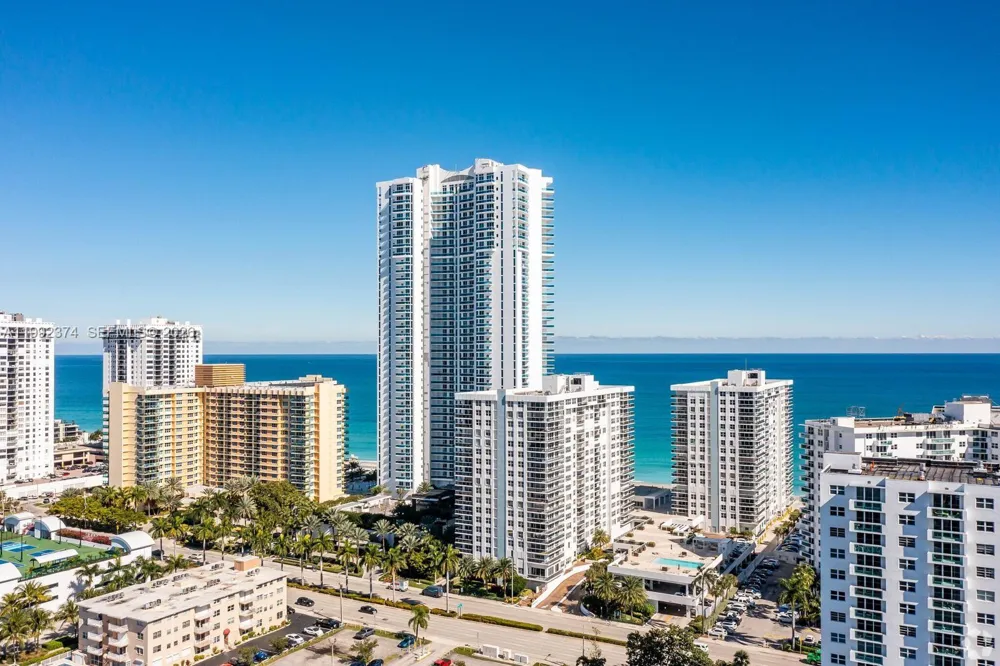 2751 S Ocean Dr #508S Hollywood, FL 33019