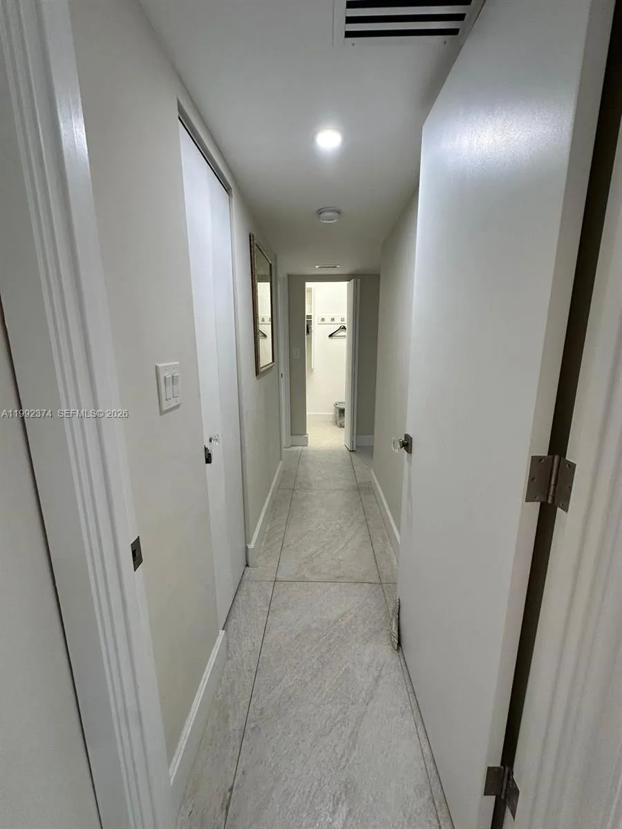 2751 S Ocean Dr #508S Hollywood, FL 33019