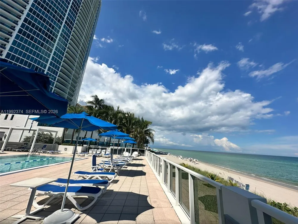 2751 S Ocean Dr #508S Hollywood, FL 33019