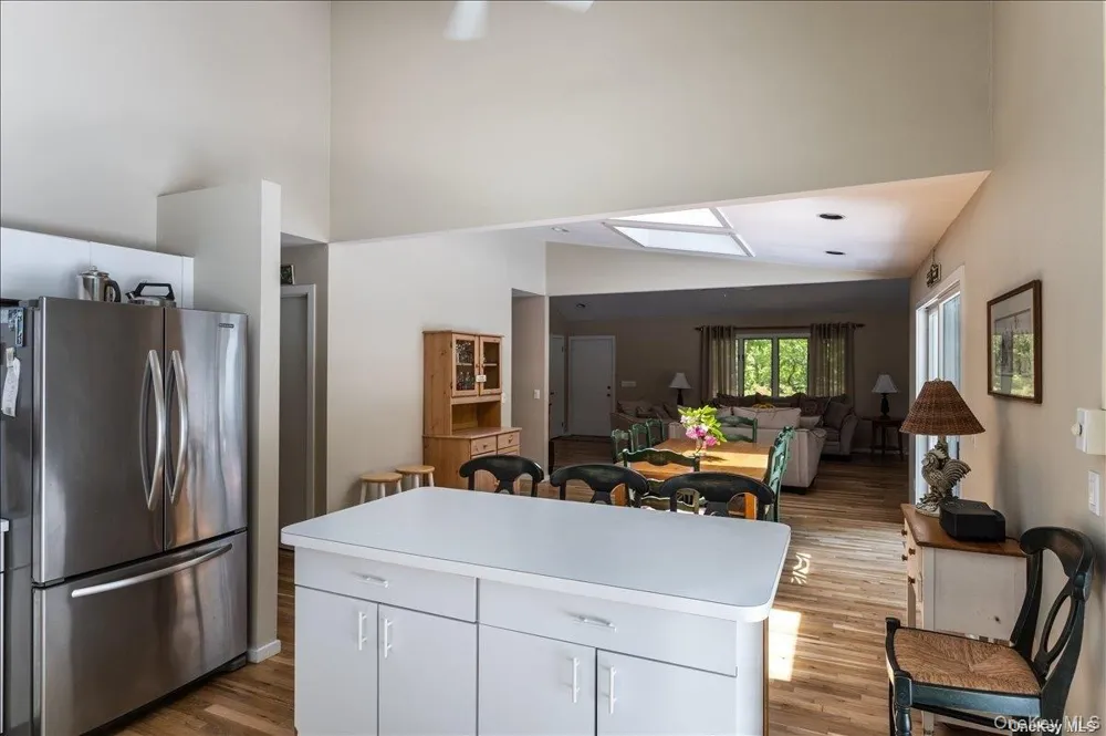 13 Van Scoys Path W East Hampton, NY 11937