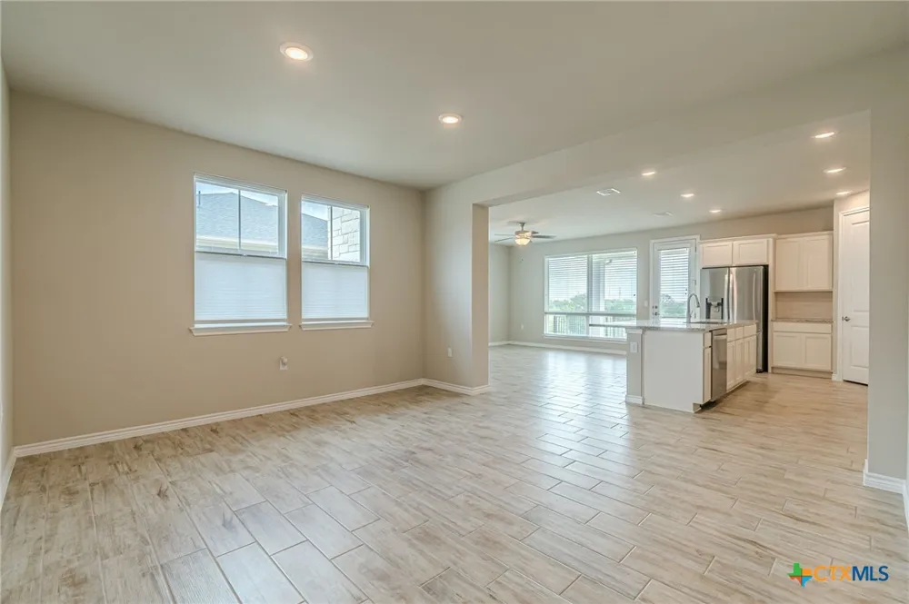 404 Eagle Drive #101 San Marcos, TX 78666